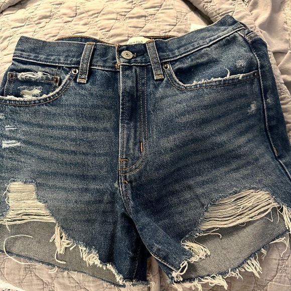 Abercrombie and Fitch size 0 Jean shorts. - Picture 1 of 1